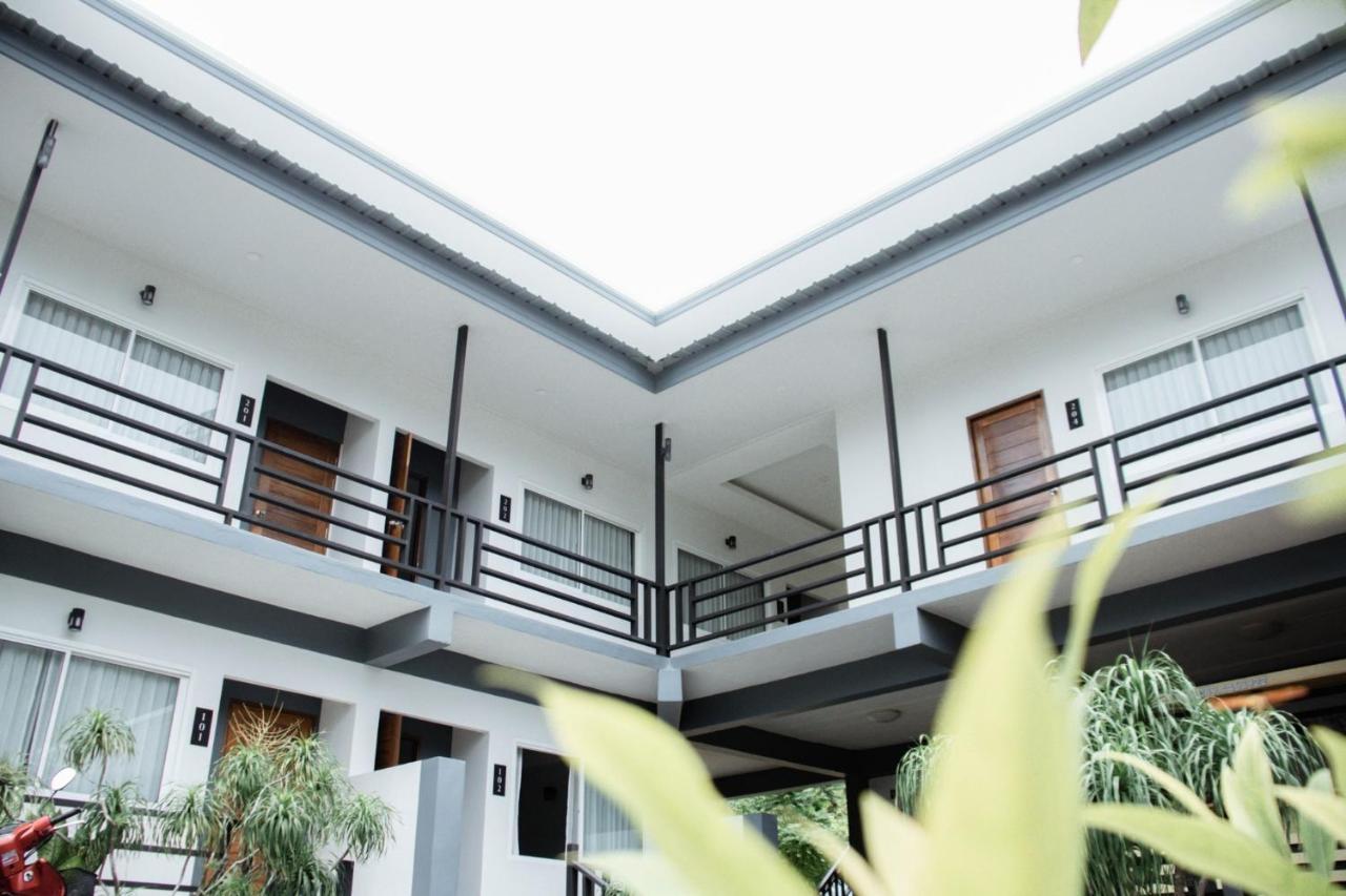 Hotel Nangkam Boutique Donsak Ban Pheng Krong Zimmer foto