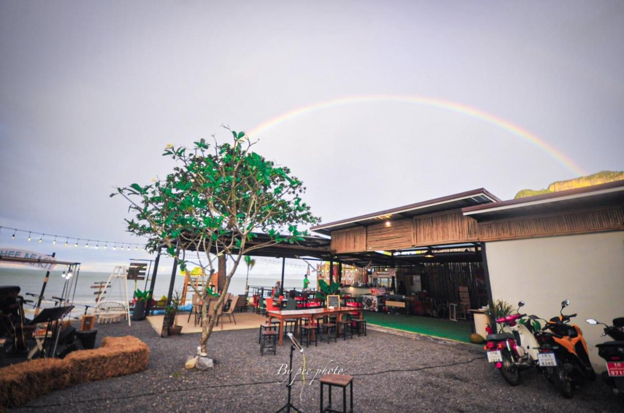 Hotel Nangkam Boutique Donsak Ban Pheng Krong Exterior foto